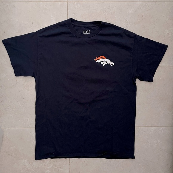 Denver Broncos T Shirt - Picture 2 of 2